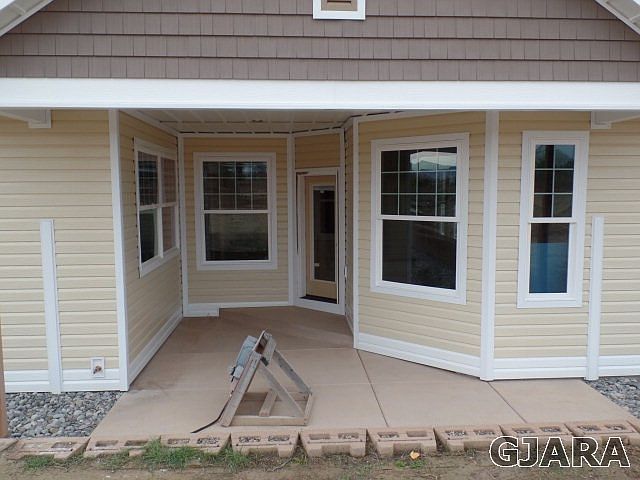 2nd image of 1207 Sunrose Ln