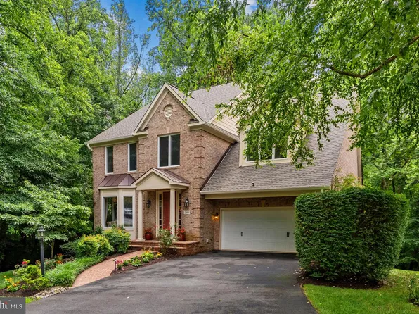 3431 Putnam St, Falls Church, VA 22042