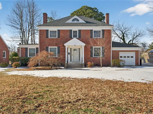 412 West Rd, Portsmouth, VA 23707