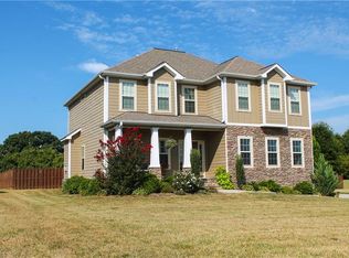 3406 Garrick Trce, Browns Summit, NC 27214