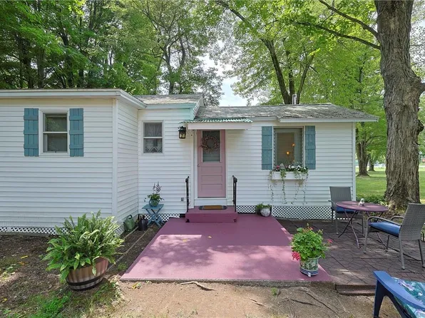 16 Gardenia Circle #16, Hopewell Junction, NY 12533