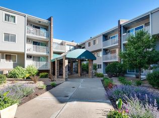 1601 N Innsbruck Dr #329NE, Minneapolis, MN 55432