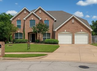 3205 Summit Ct, Grapevine, TX 76051