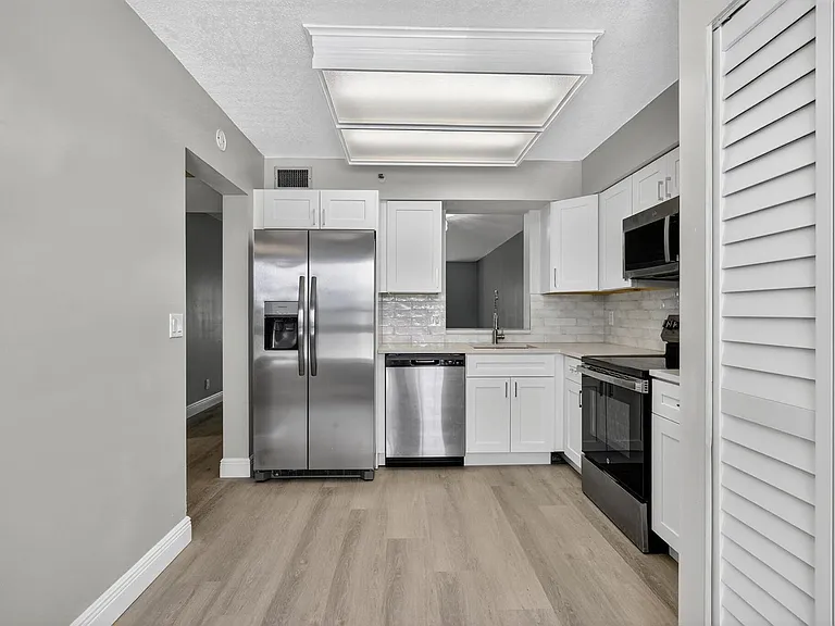 14527 Bonaire Blvd #309 — Photo 3