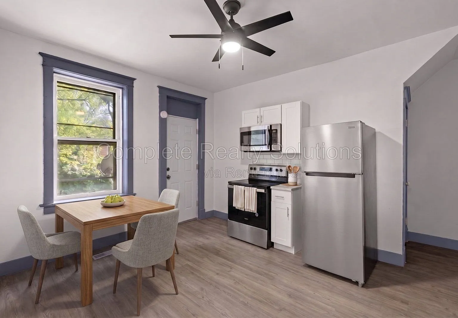 1 bed, 1.0 bath, 700 sqft, $800 — Photo 2