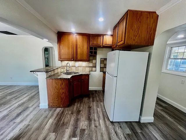 144 N Keech St — Photo 3