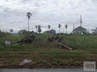 1790 Sheephead Ln, Crystal Beach, TX 77650