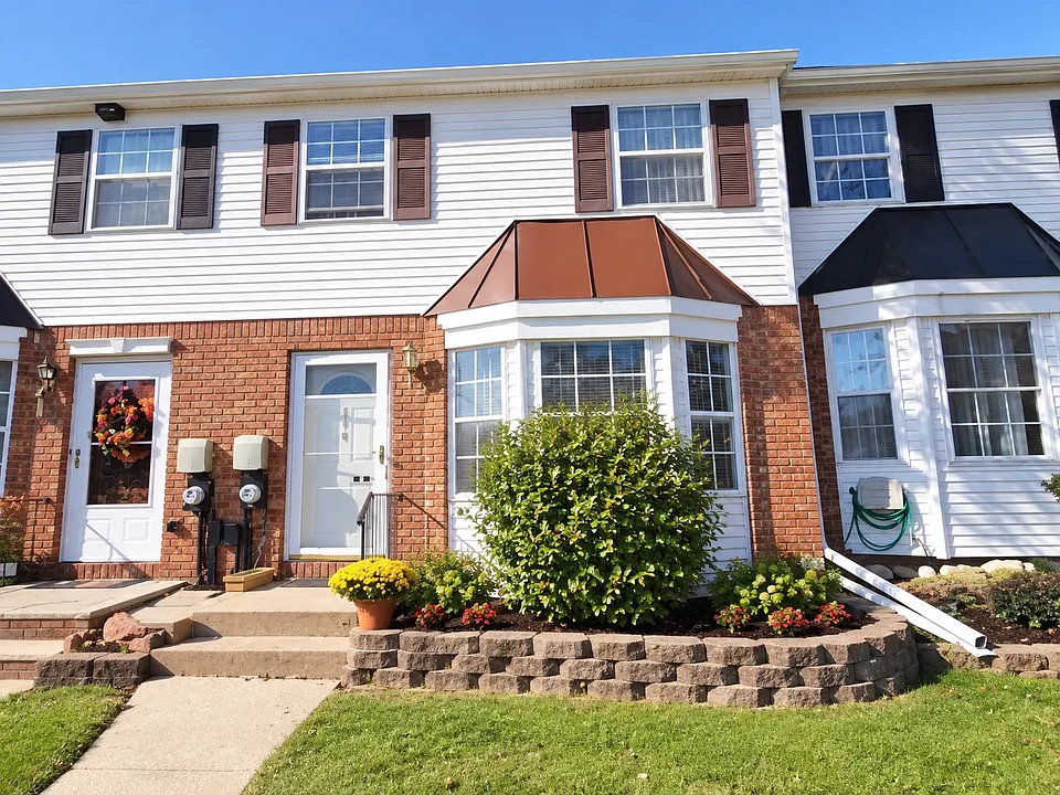 504 Golf View Ct
