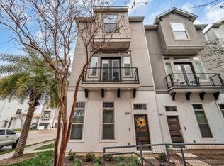 5849 E Post Oak Ln, Houston, TX 77055