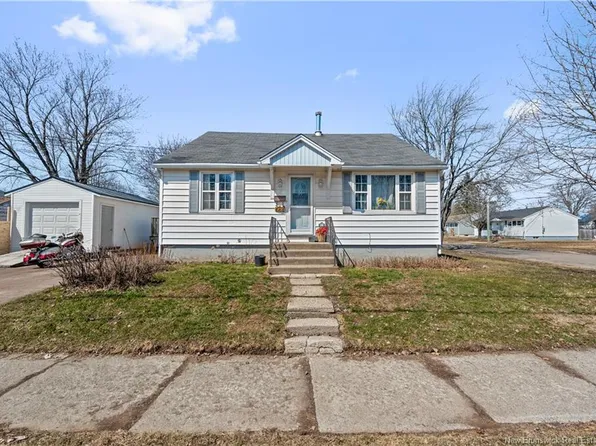 83 Douglas Ave, Moncton, NB E1E 2G1