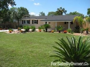 725 Redfin Dr, Atlantic Beach, FL 32233