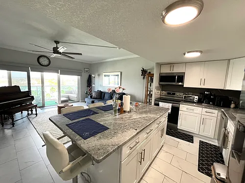 880 Mandalay Ave #N502 Photo 1