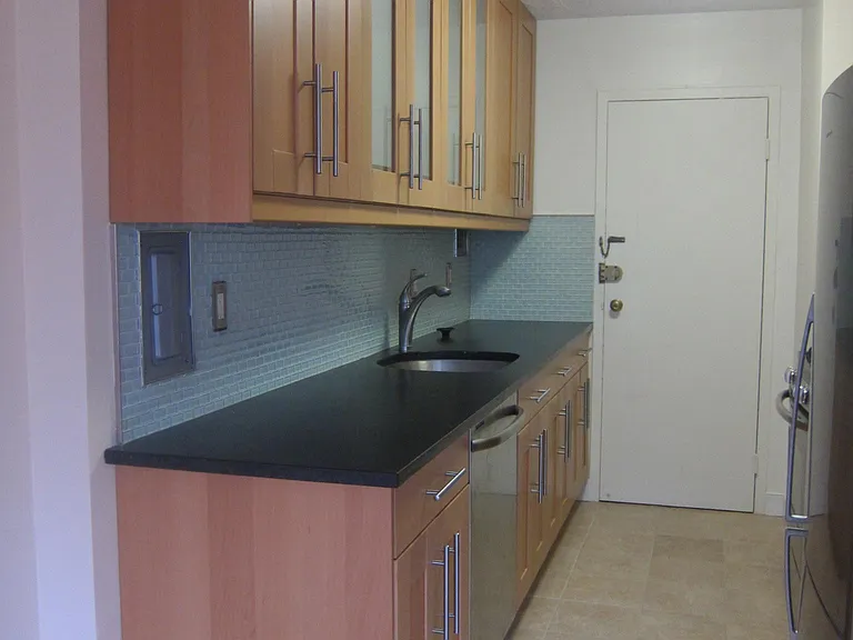 922 Foggy Bottom 24th St NW — Photo 7