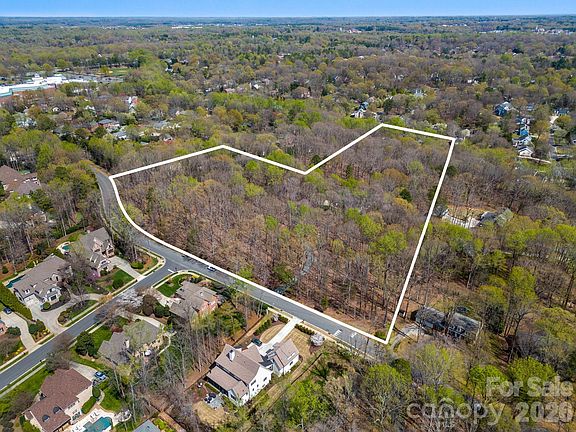 3rd image of 801 Reverdy Ln