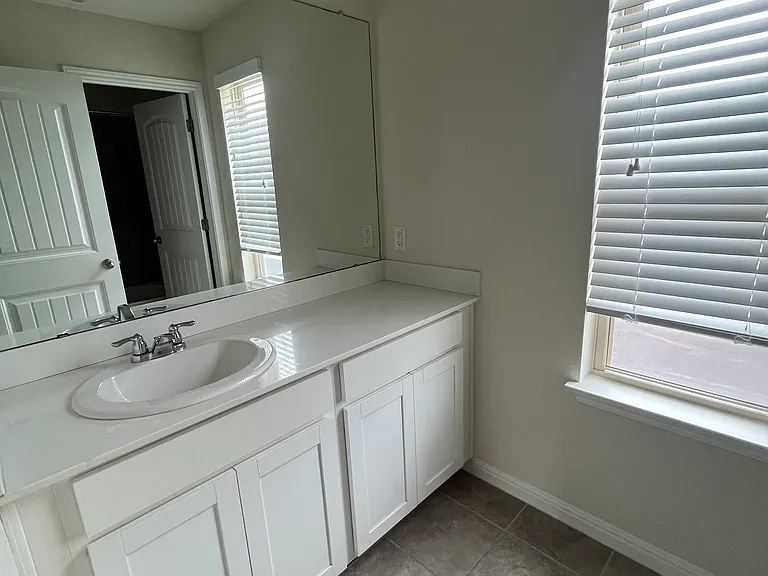 106 Buckthorn Dr — Photo 9