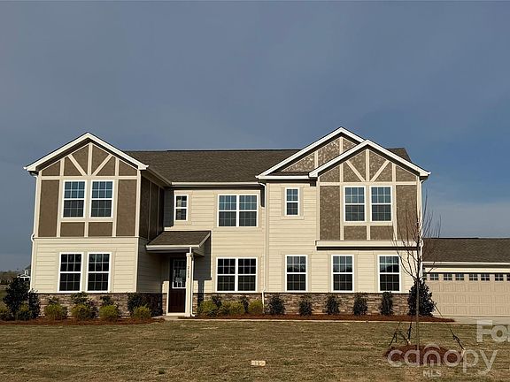 2nd image of 2608 Mabel Ln