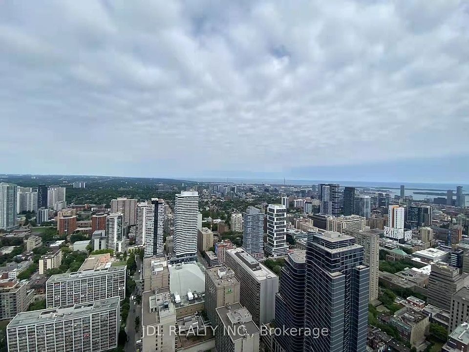 1st image of 7 Grenville St #5706