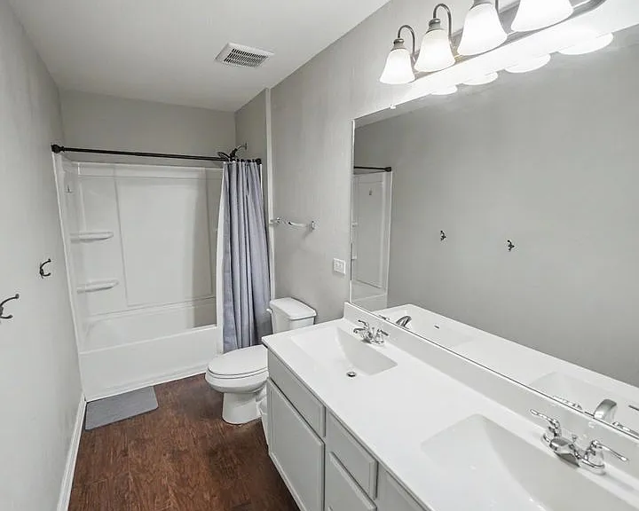 9406 Copperway — Photo 40
