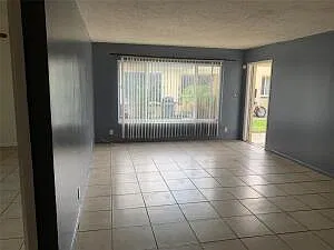 9 bed, 6.0 bath, 3600 sqft, $2,475 — Photo 3
