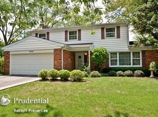 1005 Hunter Ct, Deerfield, IL 60015
