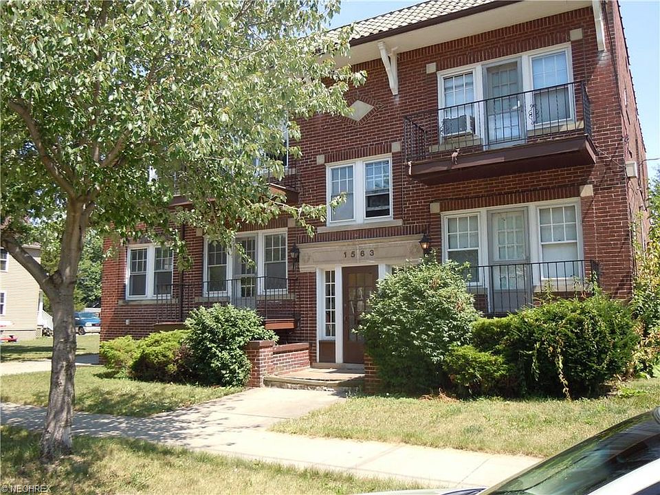 1st image of 1563 Lakewood Ave APT 2