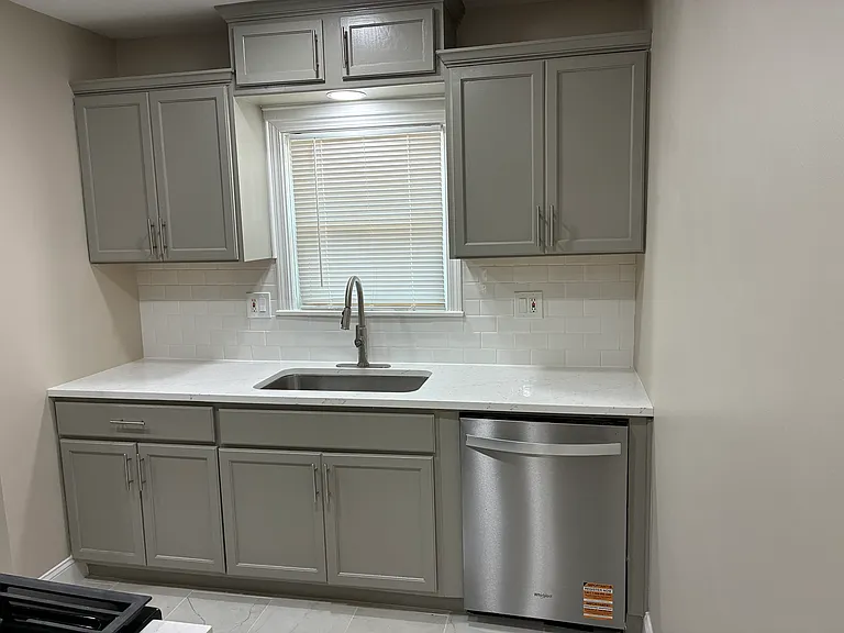 4805 Capitol Ave — Photo 11