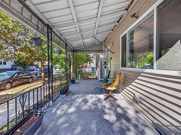 3rd image of 225-227 15th St