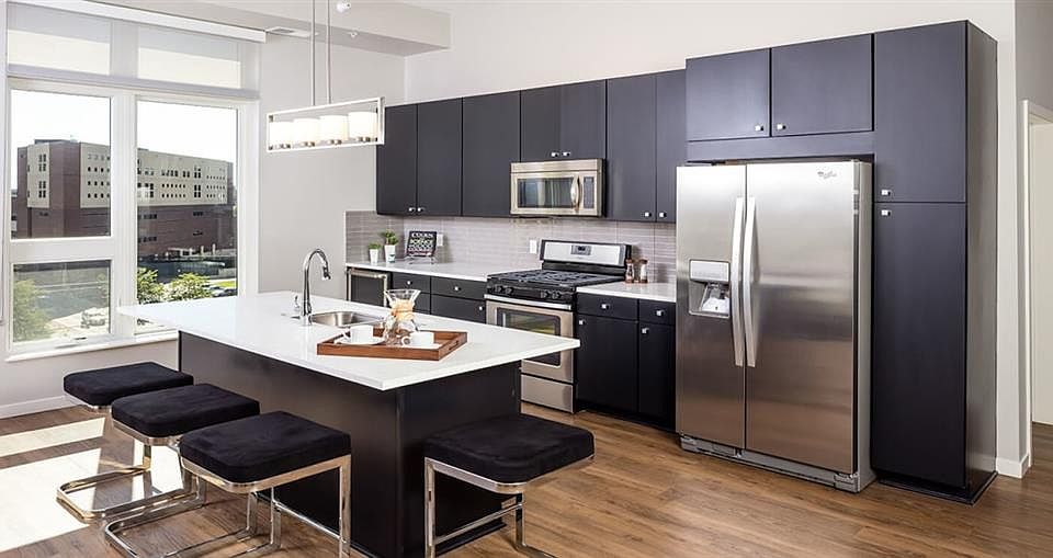 1st image of 511 S 4th St APT 501