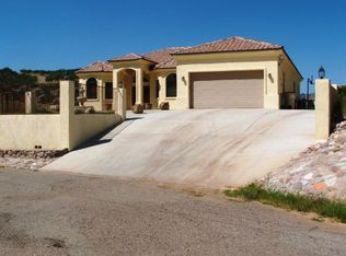 1404 Seri Ct, Rio Rico, AZ 85648
