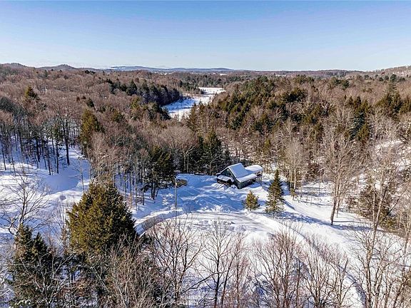 4th image of 20 Bear View Dr