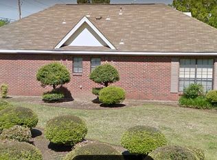 1872 Gillespie Dr, Montgomery, AL 36106