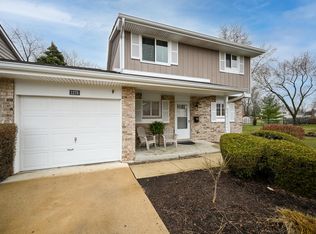 1278 Borough Ct, Wheaton, IL
