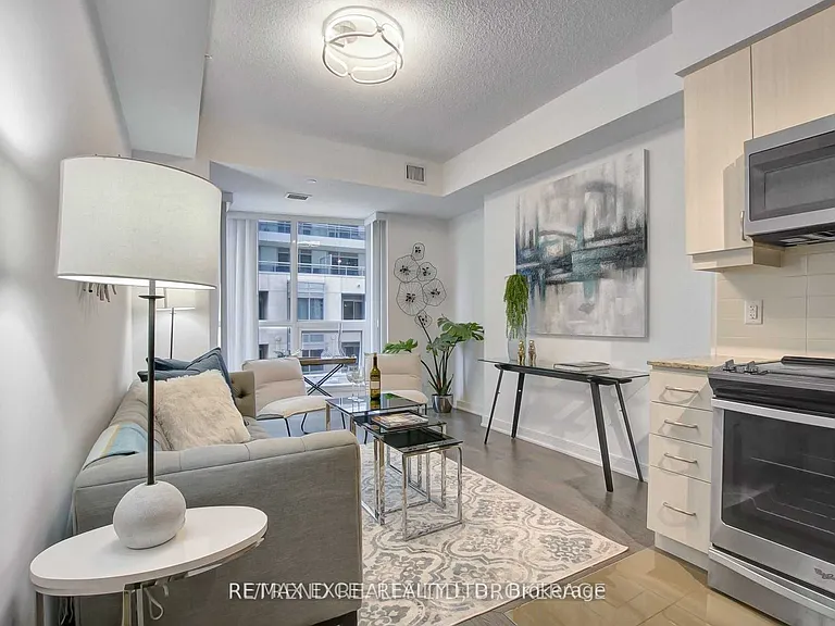 9199 Yonge St #608 — Photo 21