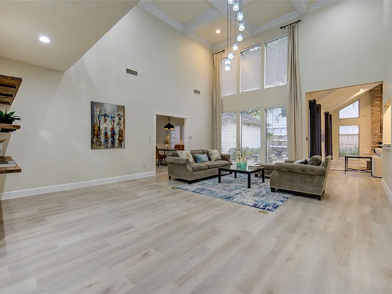 714 Last Arrow Dr — Photo 7
