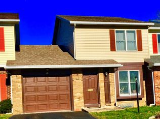 98 Frenchwoods Cir #1, Rochester, NY 14618