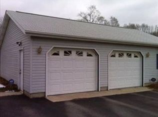 1115 Elm St, Three Rivers, MI 49093