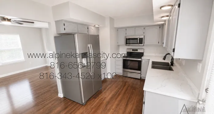3211 NE 82nd Ter — Photo 4