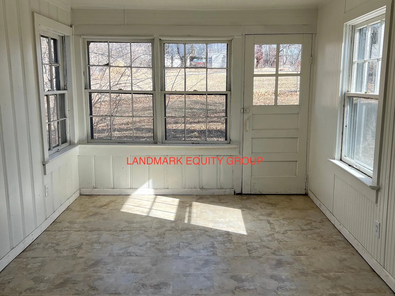 3 bed, 1100 sqft, $1,300 — Photo 4
