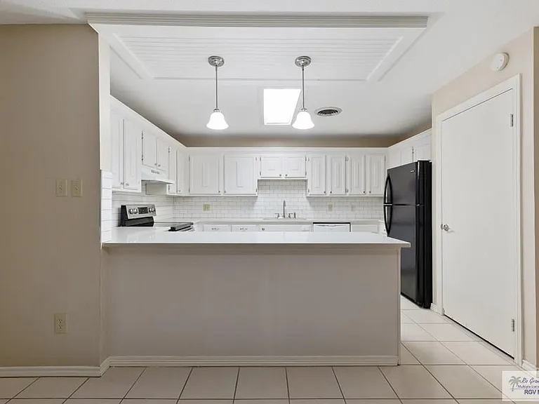 1500 Palm Valley Dr — Photo 8