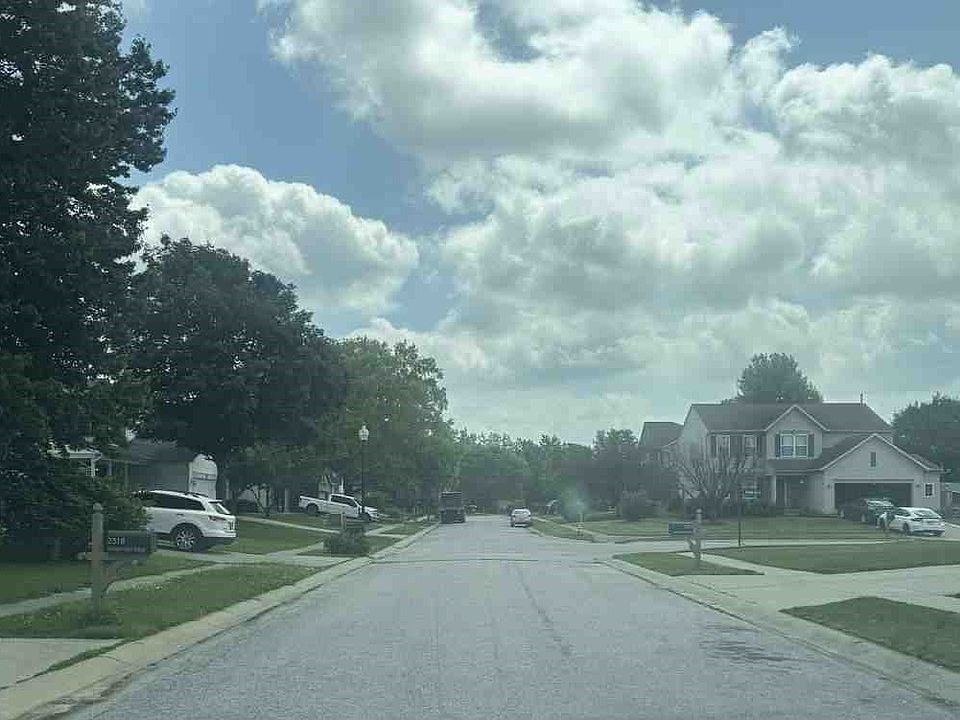 2nd image of 2512 Governors Point Ave