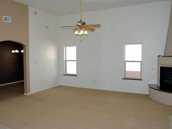 4th image of 2230 Calle De Ortiz SW