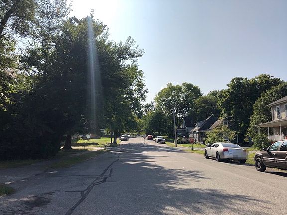 5th image of 115 S Jackson St