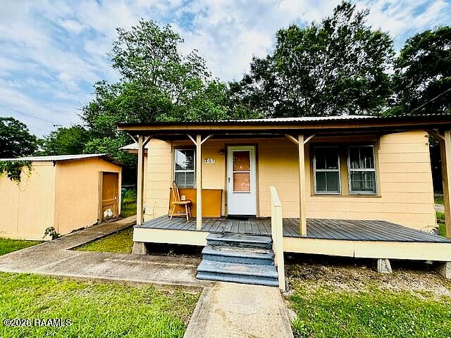 1st image of 407 Rozas St