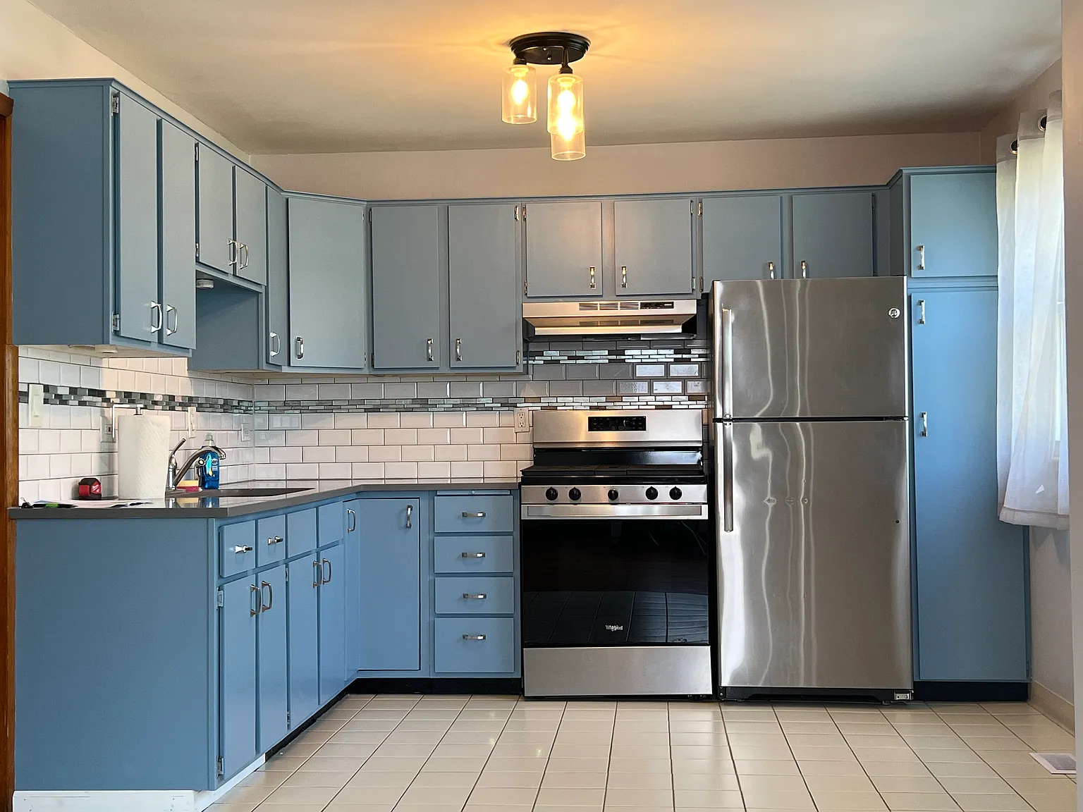 136 S Iowa Avenue — Photo 3