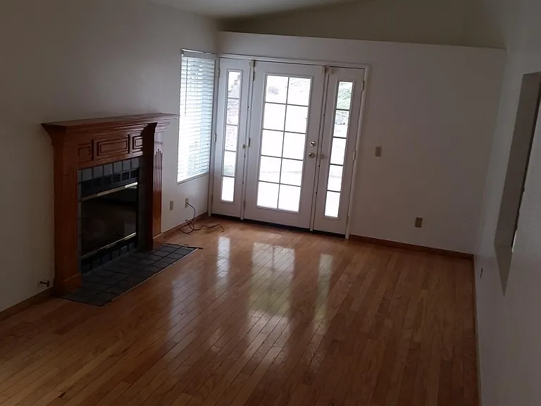 11920 Avenida Marcella — Photo 8