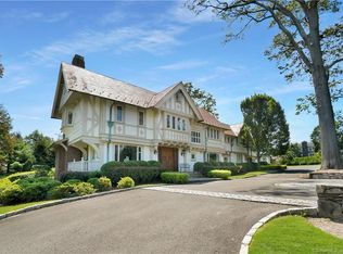 20 Bush Ave, Greenwich, CT 06830