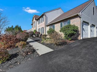 66 Scotland Dr, Reading, PA 19606