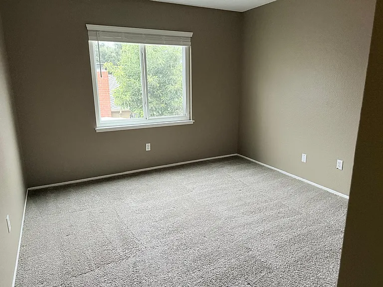 301 Tradewinds Dr — Photo 18