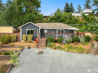 11050 24th Pl SW, Seattle, WA 98146