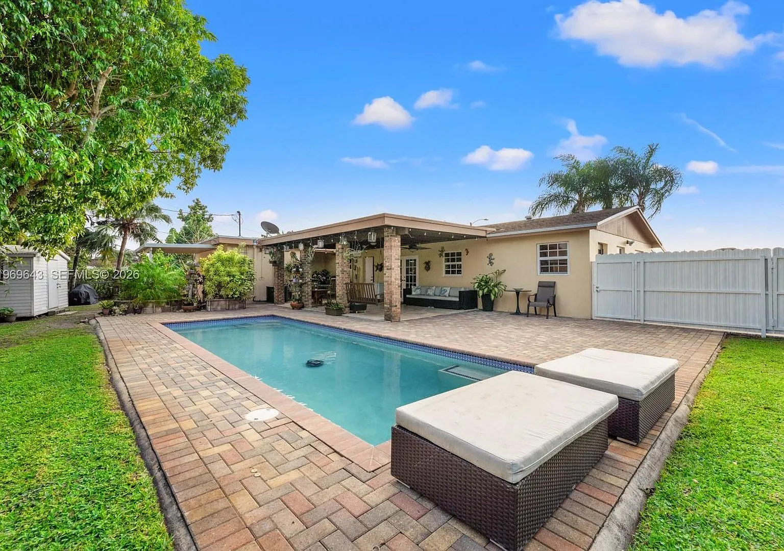 3605 SW 122nd Place 1, Miami, FL 33175 — Photo 1